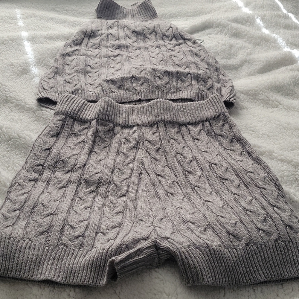 Two piece sweater short set